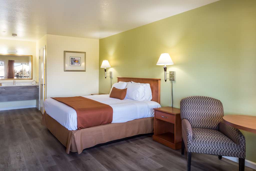 Americas Best Value Inn Santa Rosa CA - photo 18