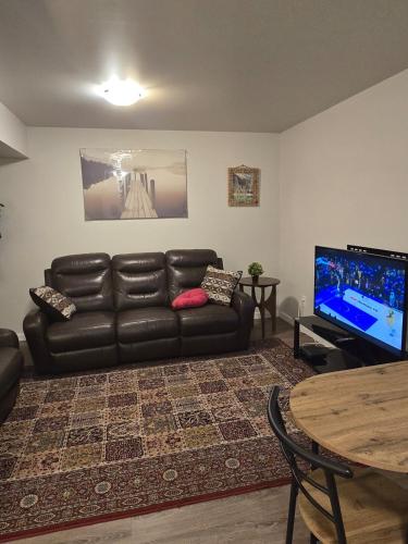 The Peaceful Lower Loft in Winnipeg, Canada