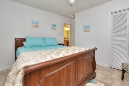 Lani Island - photo 26