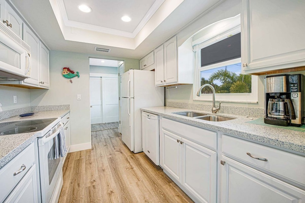 Siesta Key Island Rentals - photo 101