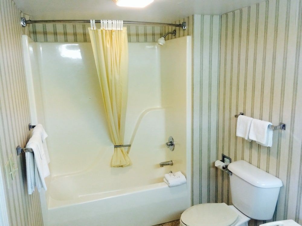Stratton Inn - photo 5