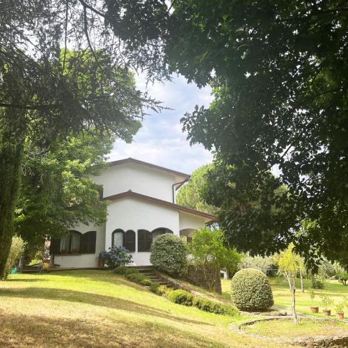 Labella Villa — 4-Star Luxury Hotel in Viterbo, Italy