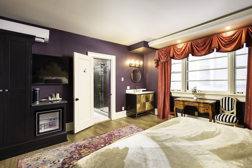 The Edward Hotel - photo 19