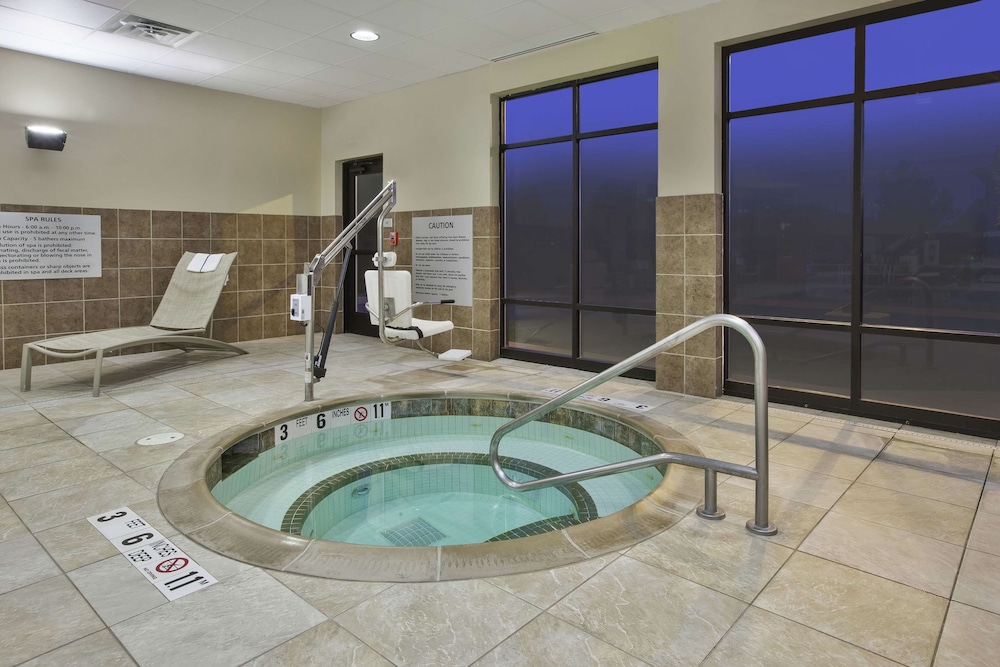 Hampton Inn Brockport NY - photo 30