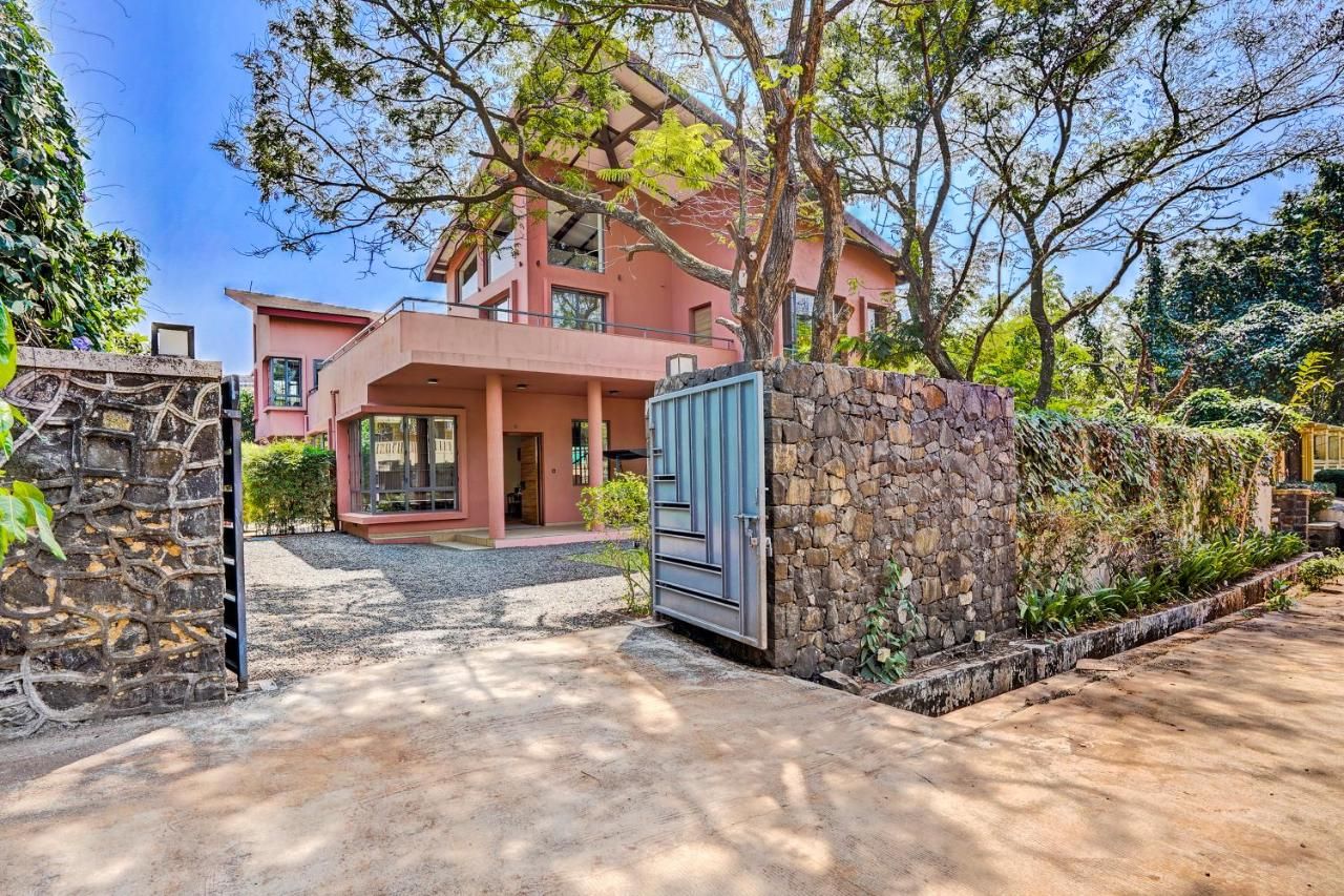 ELIVAAS Villa 39 Serene 6 BHK Retreat with Pvt Pool Gaming Zone & Balcony — 4-Star Luxury Hotel in Lonavla, India