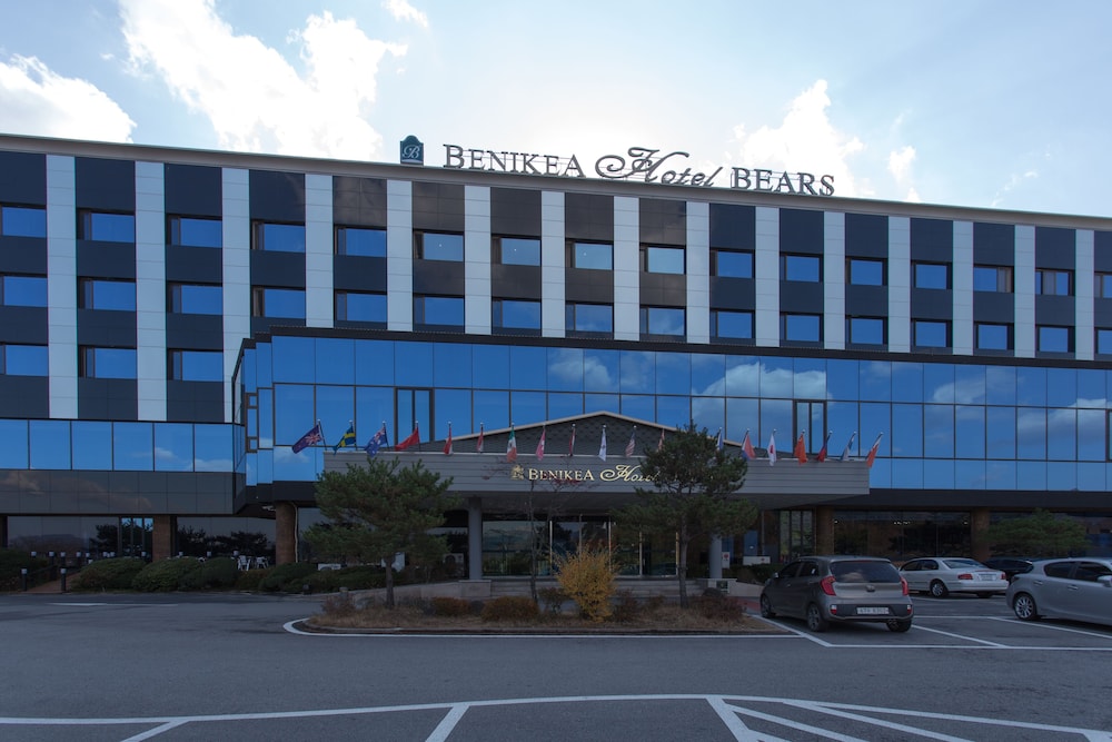 Chuncheon Bears Hotel in Chuncheon, South Korea