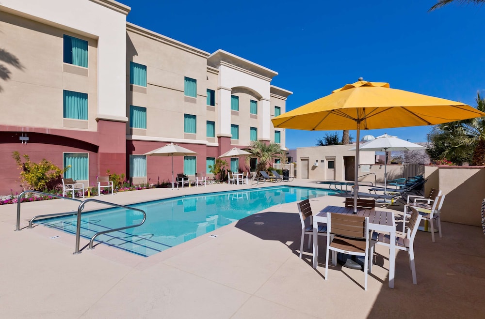 Hampton Inn & Suites Palm Desert - photo 43