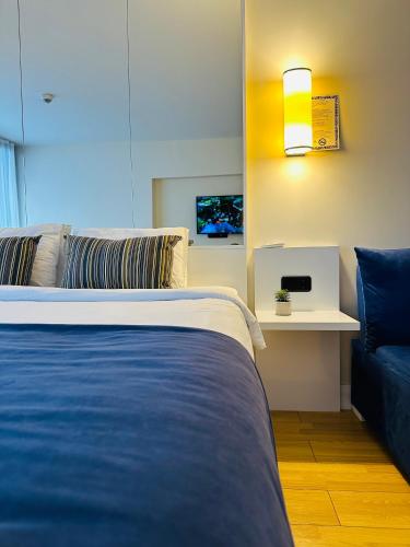Special Sea View Aparthotel In Orbi City