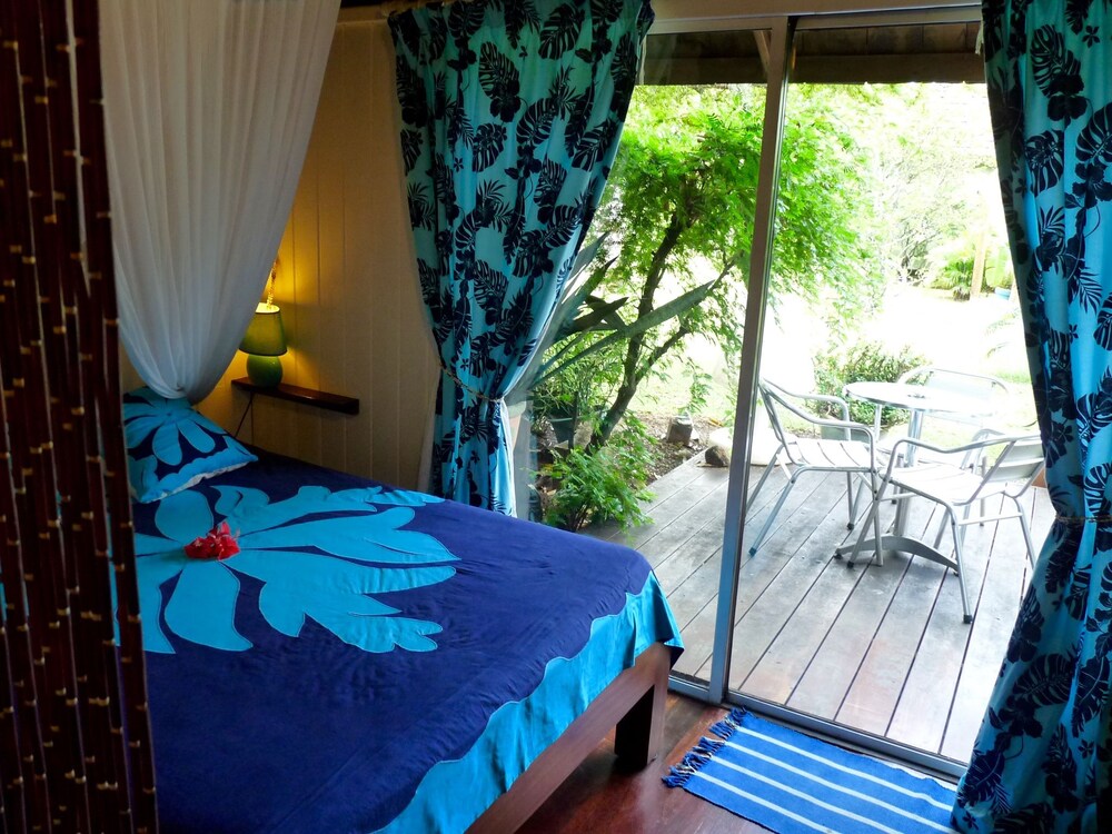 Poerani Moorea — Unknown City — photo 4