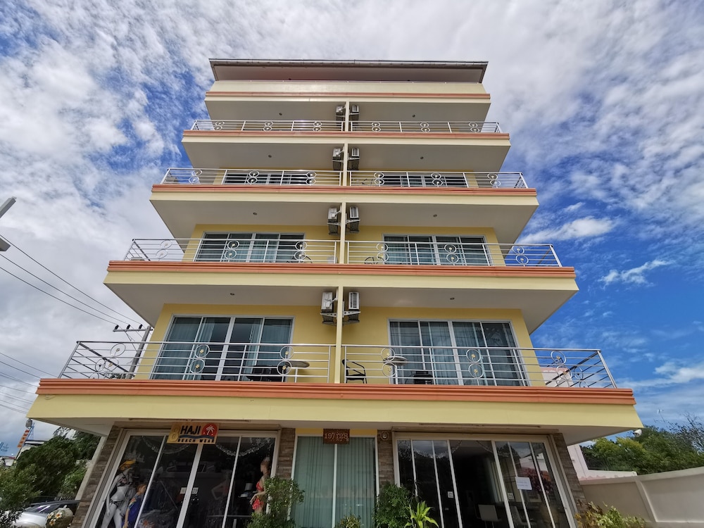 Baan Pattamaporn — 4-Star Luxury Hotel in Hua Hin, Thailand