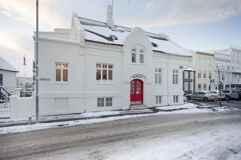 Skolabru Guesthouse