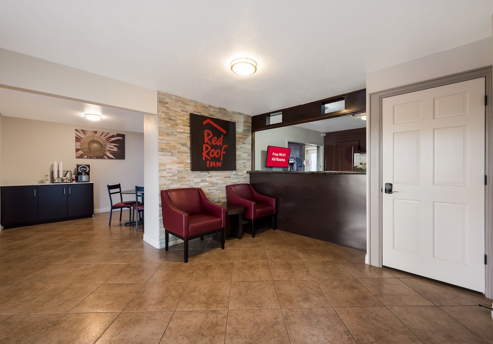 Red Roof Inn Madisonville - photo 3