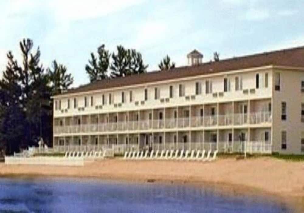 Bridge Vista Beach Hotel & Convention Center - photo 30