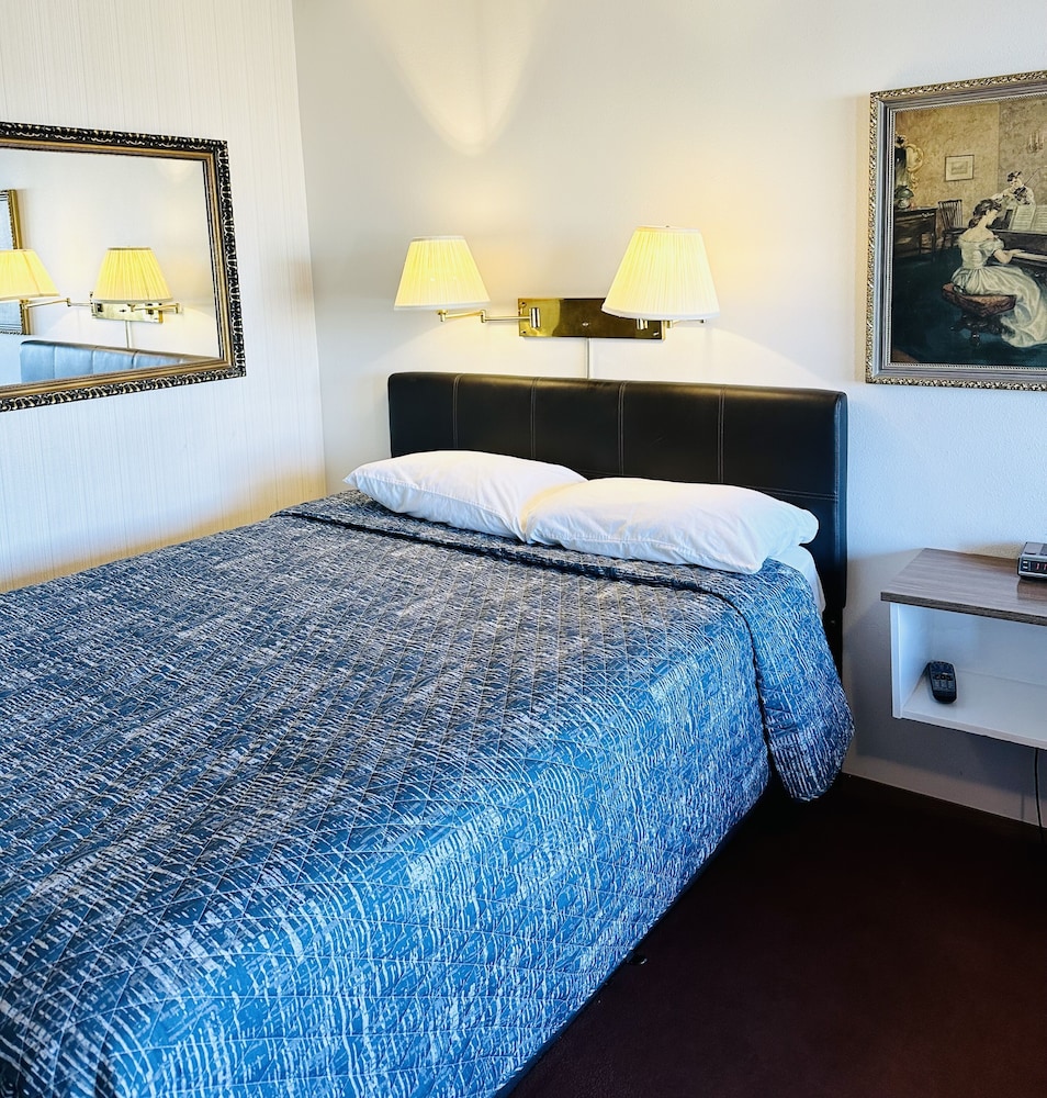 The Davenport Motel - photo 27