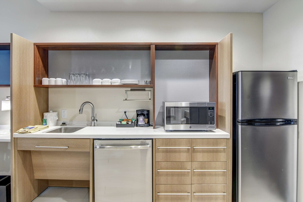 Home2 Suites by Hilton Foley - photo 20