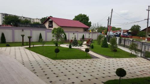 Marigab - carbon neutral hotel in Turceni