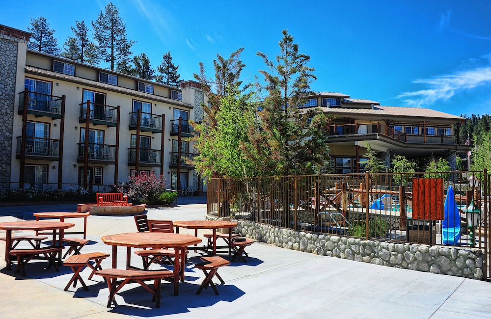 Holiday Inn Resort The Lodge At Big Bear Lake by IHG - photo 75