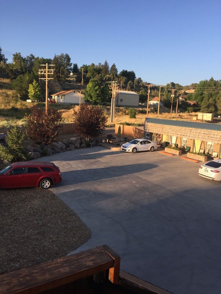 Rustic Inn Motel - photo 14