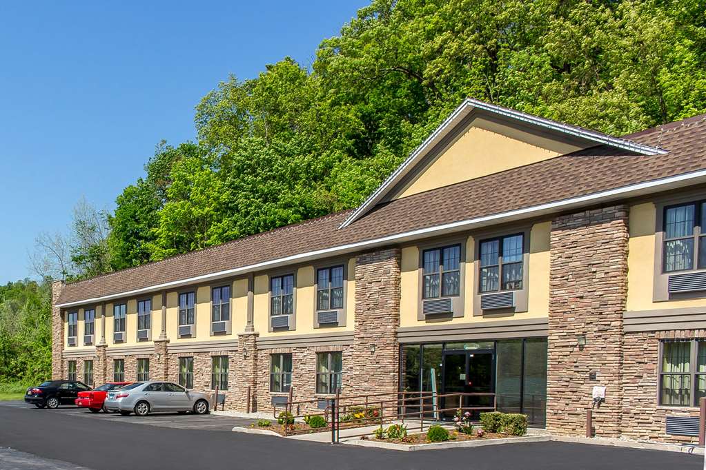 Quality Inn near Mountain Creek - photo 2