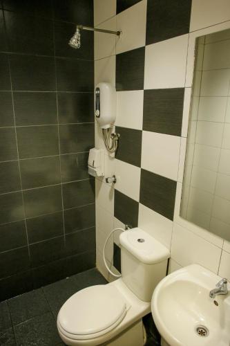 N K Hotel — Muar — photo 3
