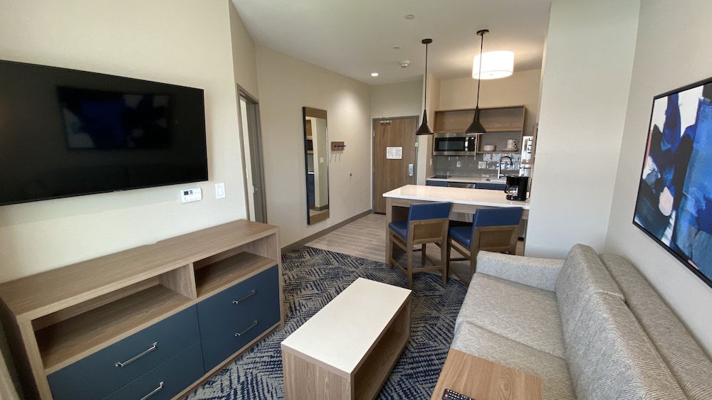 Candlewood Suites Aransas Pass by IHG - photo 11