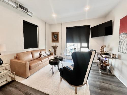 The Hive 203 Sweeter — 4-Star Luxury Hotel in Wilmington, United States