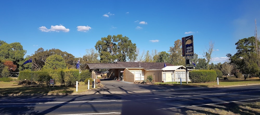 Amber Court Motor Inn in Coonabarabran, Australia