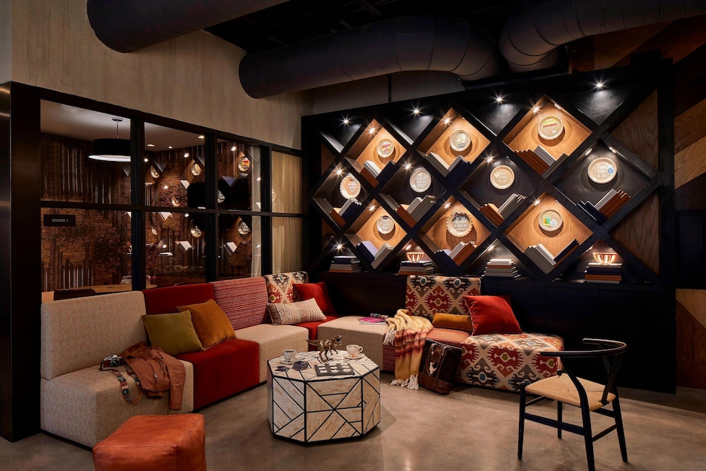 Moxy Chattanooga Downtown - photo 17