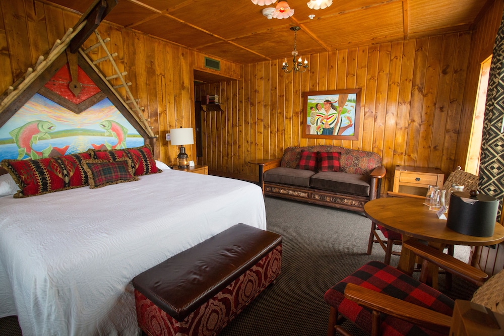 McMenamins Kalama Harbor Lodge - photo 12