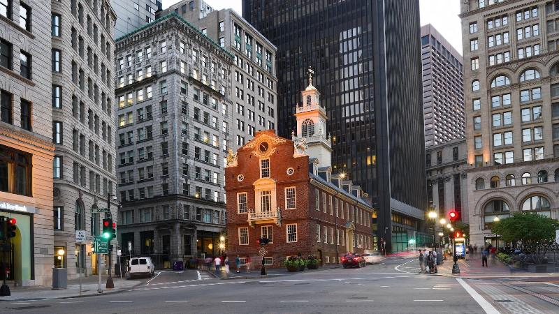 Bedrooms near Fenway & Downtown Boston - photo 4