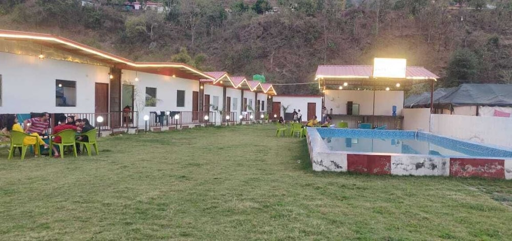 Waterfront Resort By Mudras - carbon neutral hotel in Rishikesh