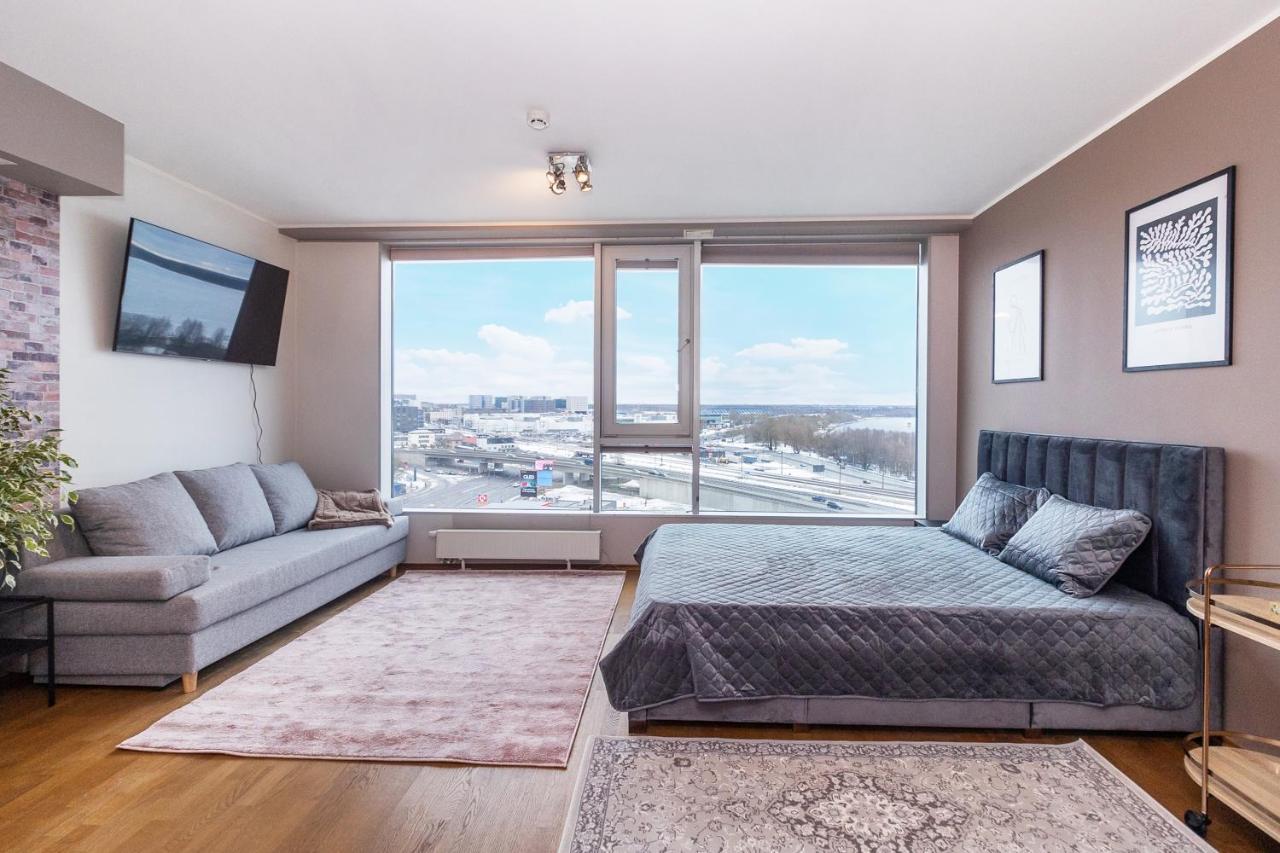 Revalia Fahle Airport Bus Station Apartments with Best views