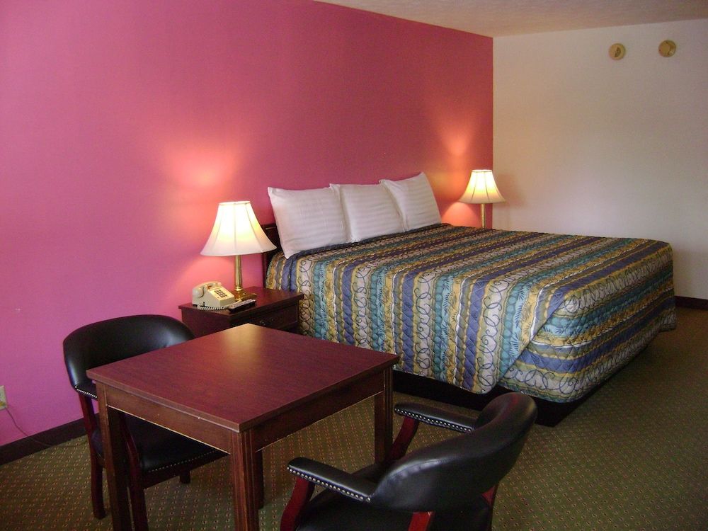 Paragon Inn Hillsboro - photo 8