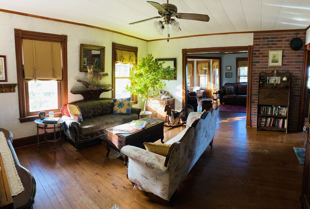 The Inn on Lake Champlain - photo 14