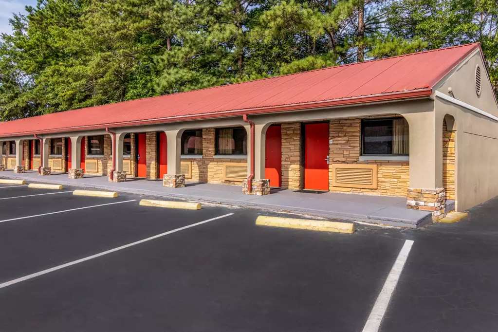 Americas Best Value Inn Opelika - photo 3