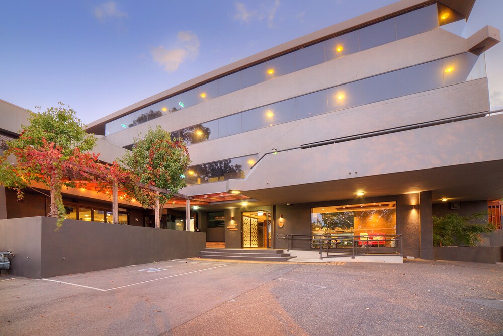 Townhouse Hotel — hotel in Wagga Wagga