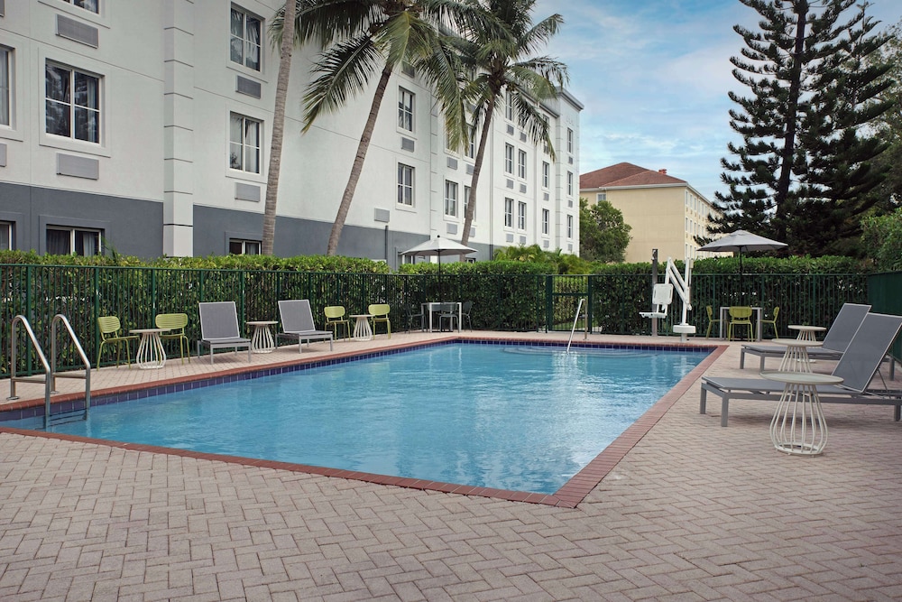 Spark by Hilton Miami Doral - photo 29