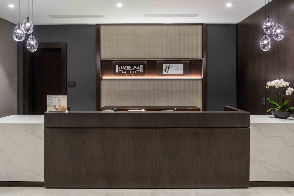 Holiday Inn Express Boston South Quincy - photo 2