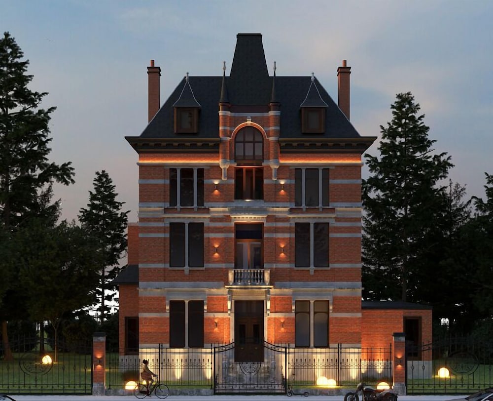 Intense - last minute hotel in Manage