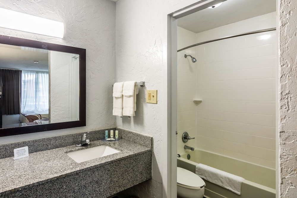 Rest and Relax Inn - photo 17
