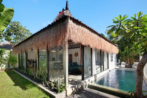Villa Maison Pastis Canggu — 4-Star Luxury Hotel in Canggu, Indonesia