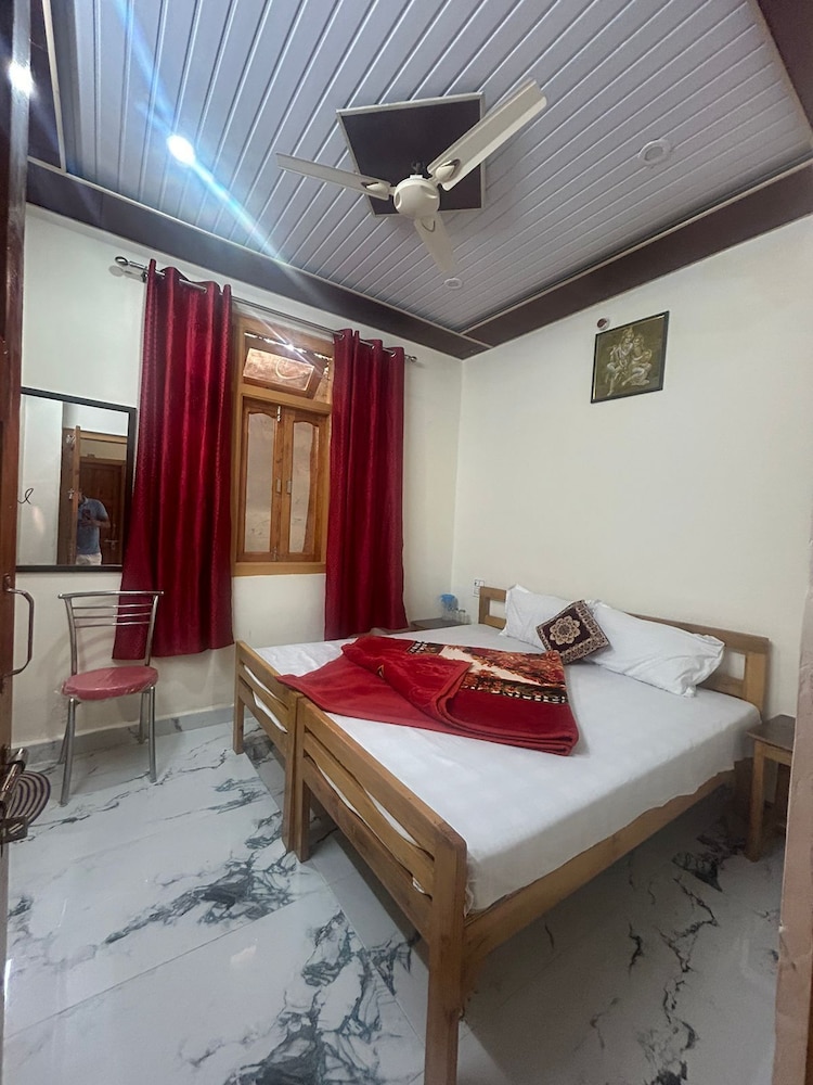 Hotel Royal Sainik — Uttarkashi — photo 5