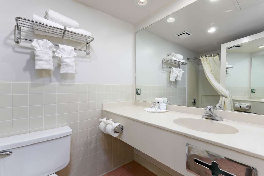 Studio6 Suites Lake Havasu City AZ - photo 16