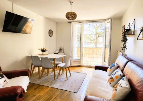Le Logis De L Arquebuse Gare Centre Ville Et Cite Gastronomique — Dijon