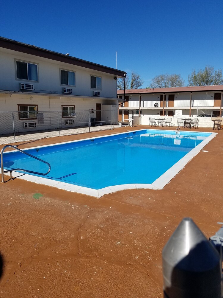 American Holiday Mesa Verde Inn — hotel in Cortez