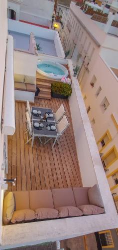 Penthouse with Jacuzzi and garaje Grupo AC Gestion — 4-Star Luxury Hotel in Cadiz, Spain