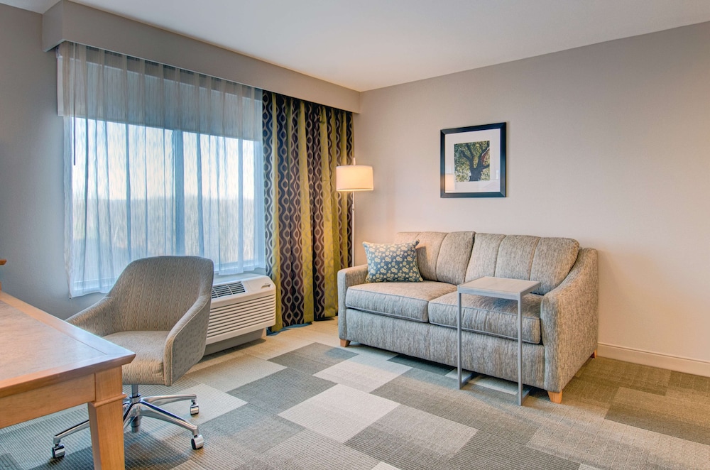 Hampton Inn Boston Westborough - photo 15