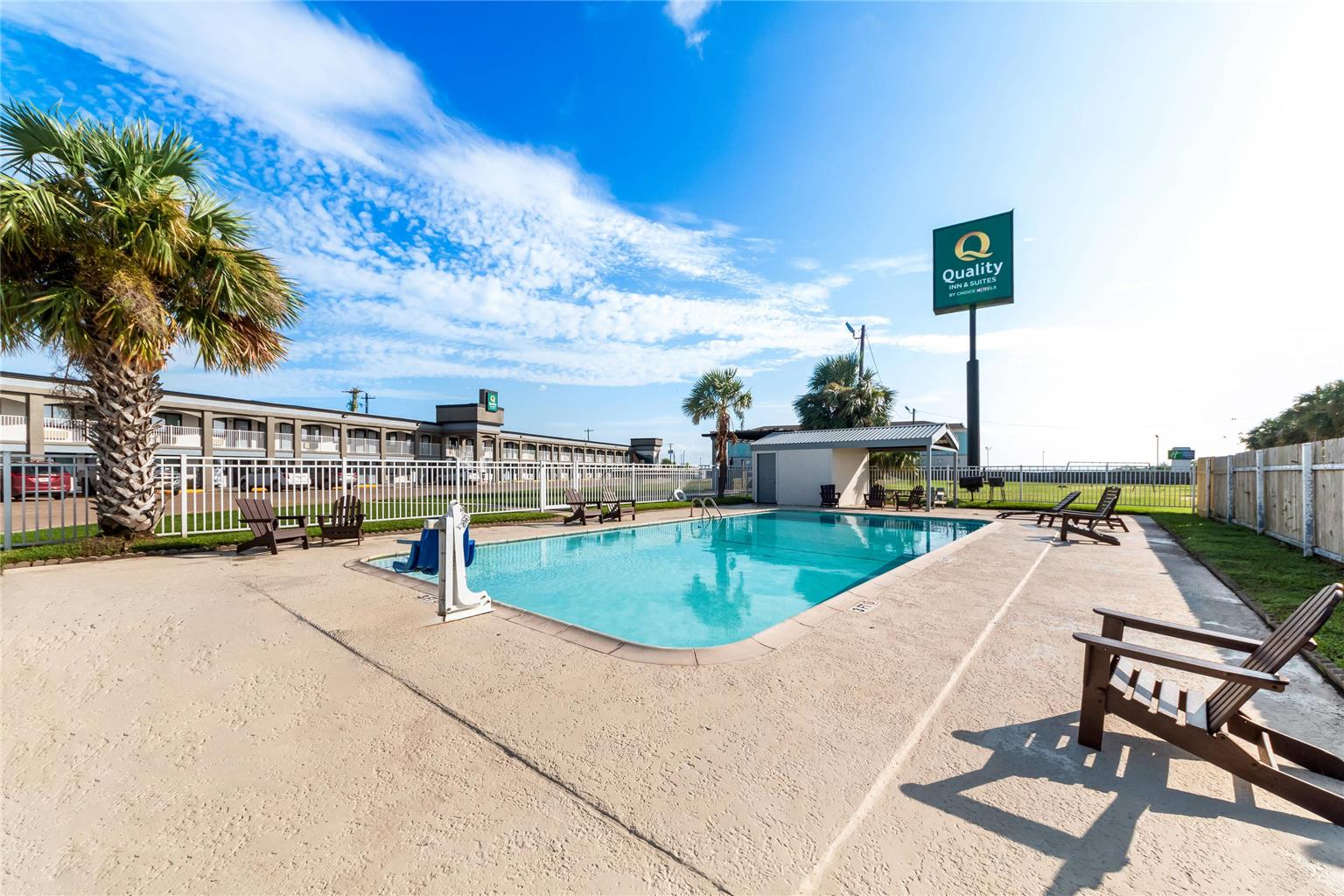 Quality Inn & Suites Port Lavaca Near Lighthouse Beach - photo 42