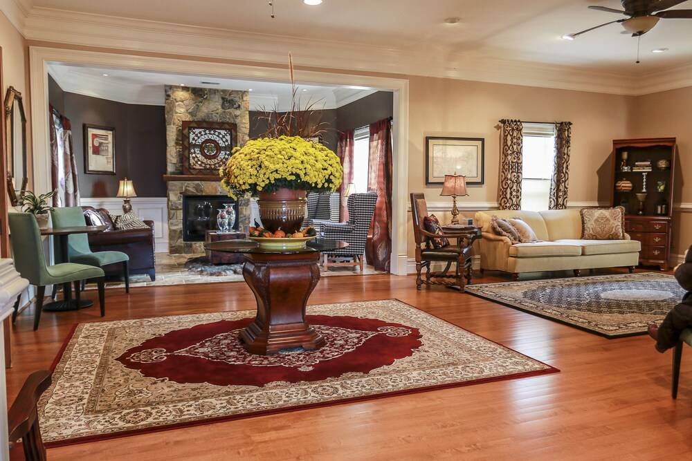 Skyline Vineyard Inn - photo 47