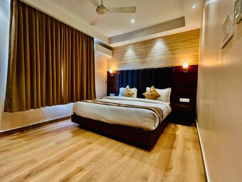Grand Pinnacle Lucknow - last minute hotel in Lucknow